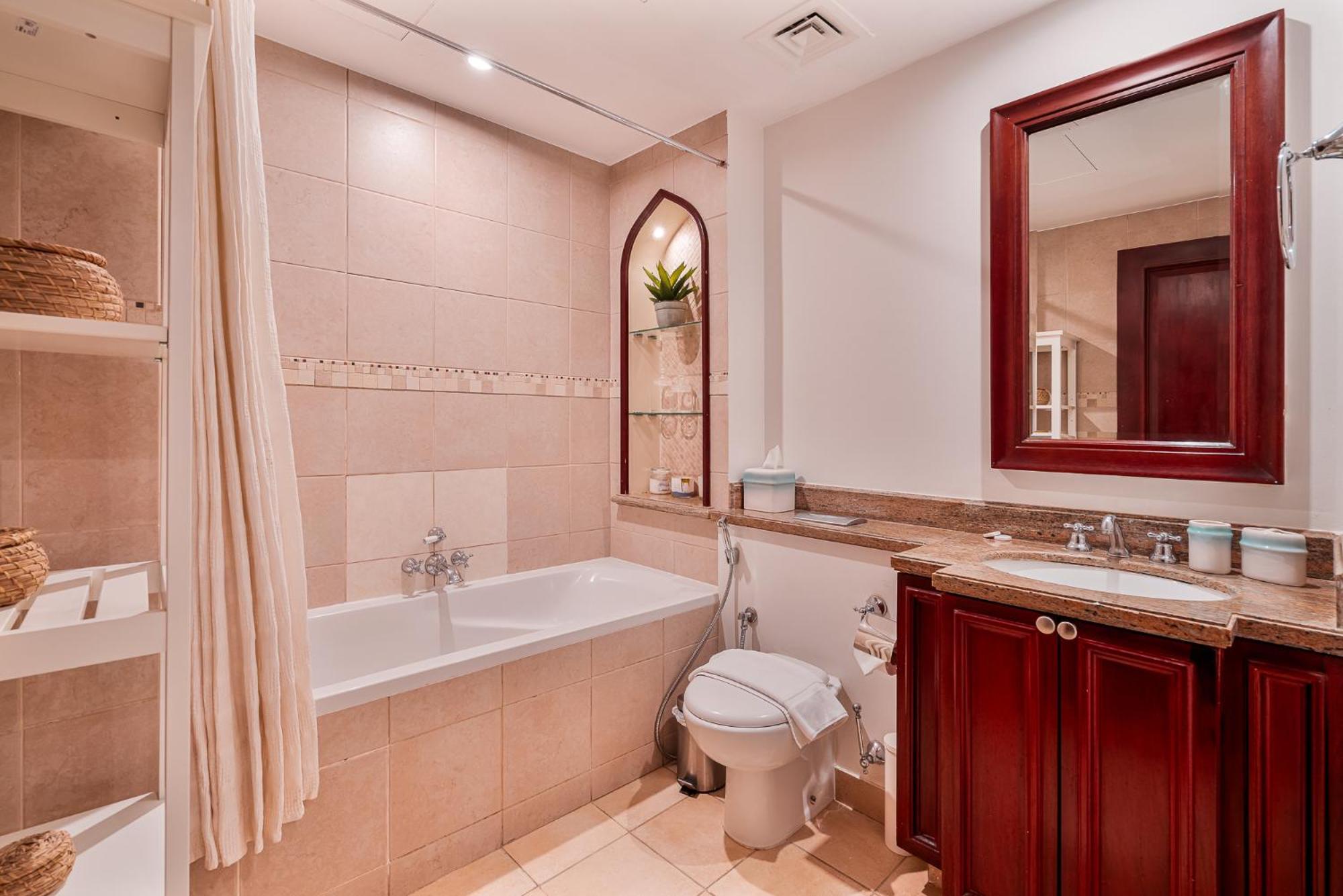 Downtown 2br With Iconic Burj Khalifa Views * Dubai